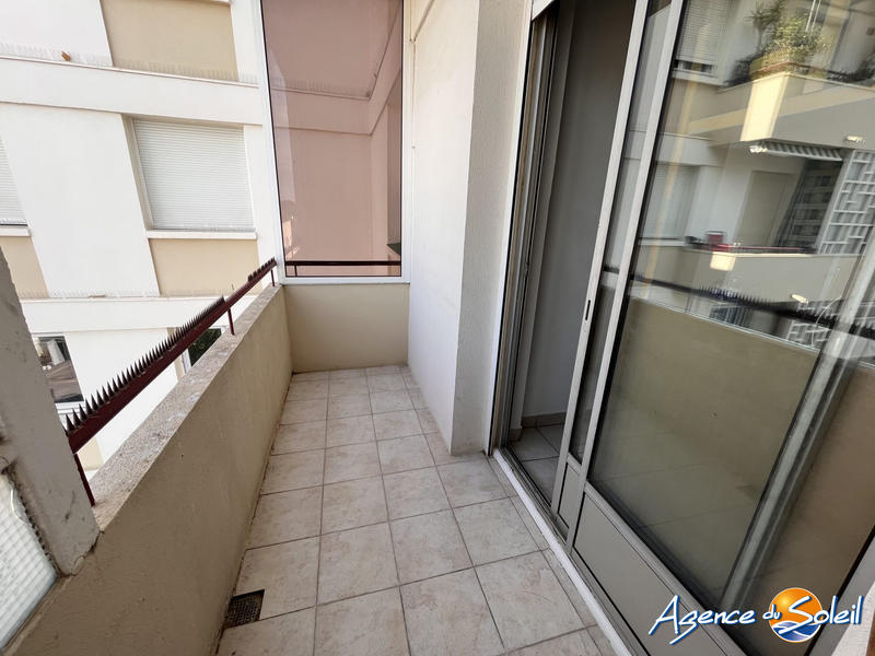 Appartement - 93 m² - 4 pièces