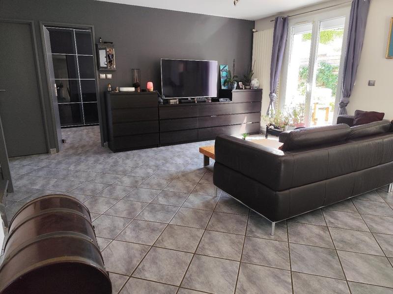 Maison - 144 m² - 7 pièces