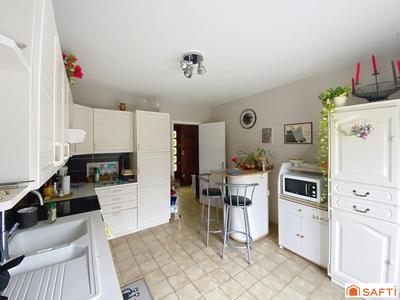 Maison - 93 m² - 6 pièces