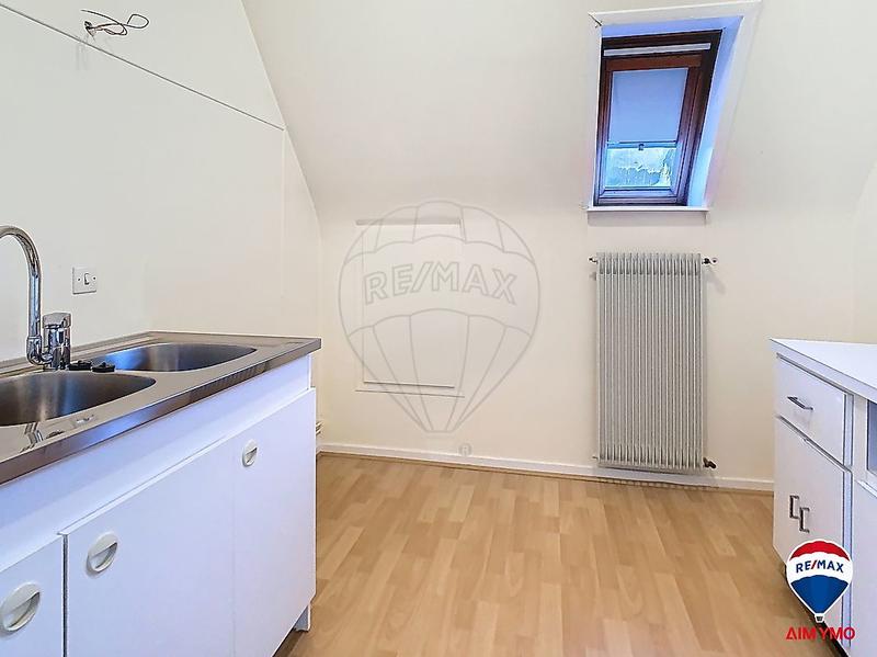 Maison - 248 m² - 14 pièces