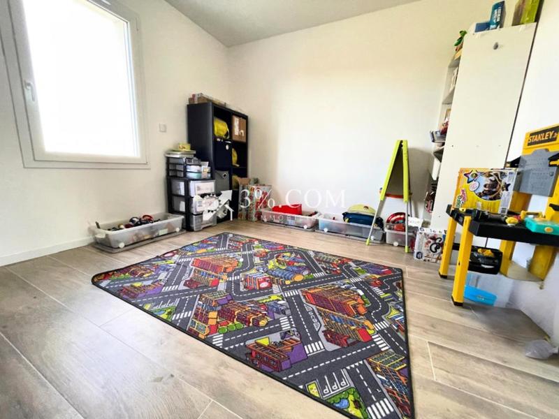 Maison - 101 m² - 5 pièces