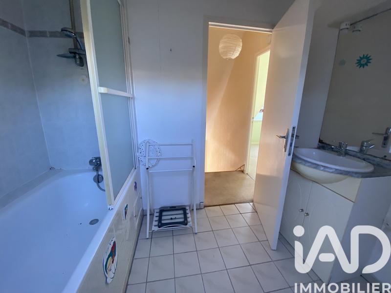 Maison - 92 m² - 6 pièces