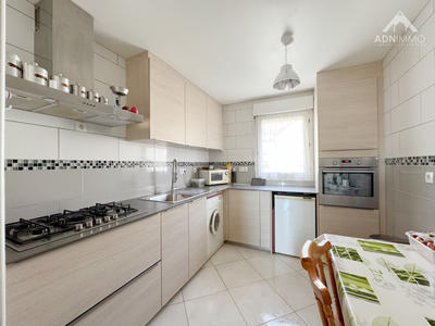 Appartement - 72 m² - 3 pièces