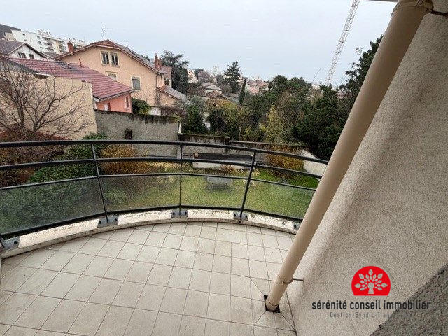 Appartement - 74 m² - 3 pièces