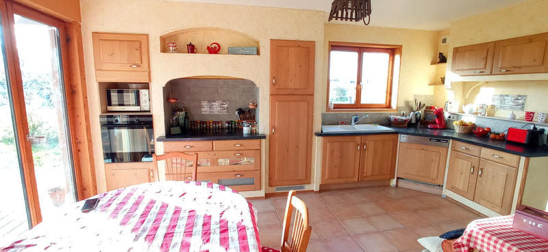 Maison - 147 m² - 6 pièces