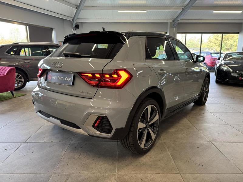 Audi A1 Allstreet 1.5 35 Tfsi 150 - Sportback Avus / Garantie Constructeur