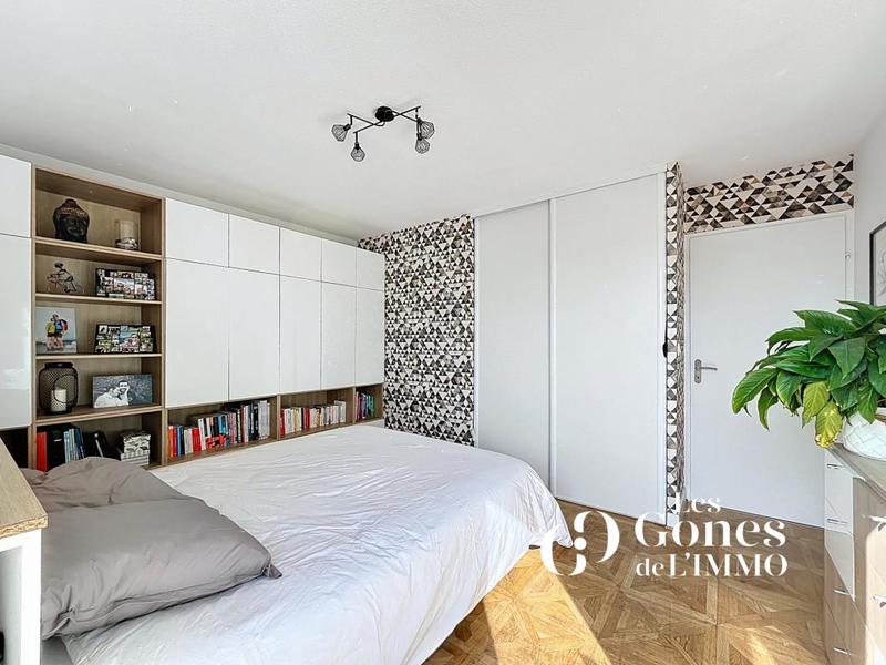 Appartement - 83 m² - 4 pièces