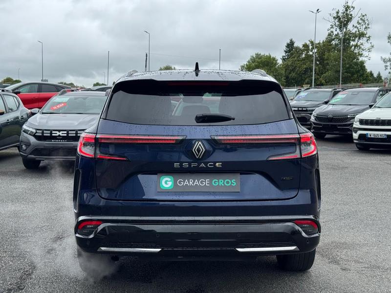 Renault Espace VI E-Tech hybrid 200 Iconic