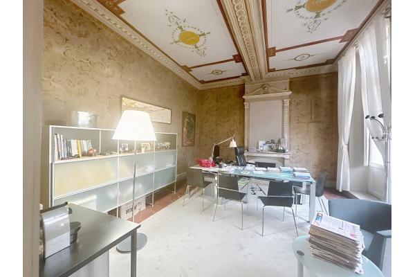 Bureau - 168 m²