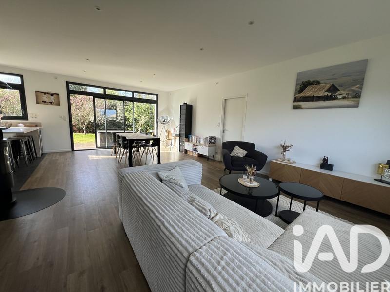 Maison - 111 m² - 5 pièces