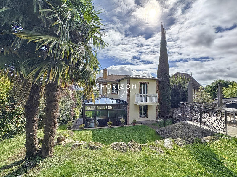 Maison - 167 m² - 7 pièces