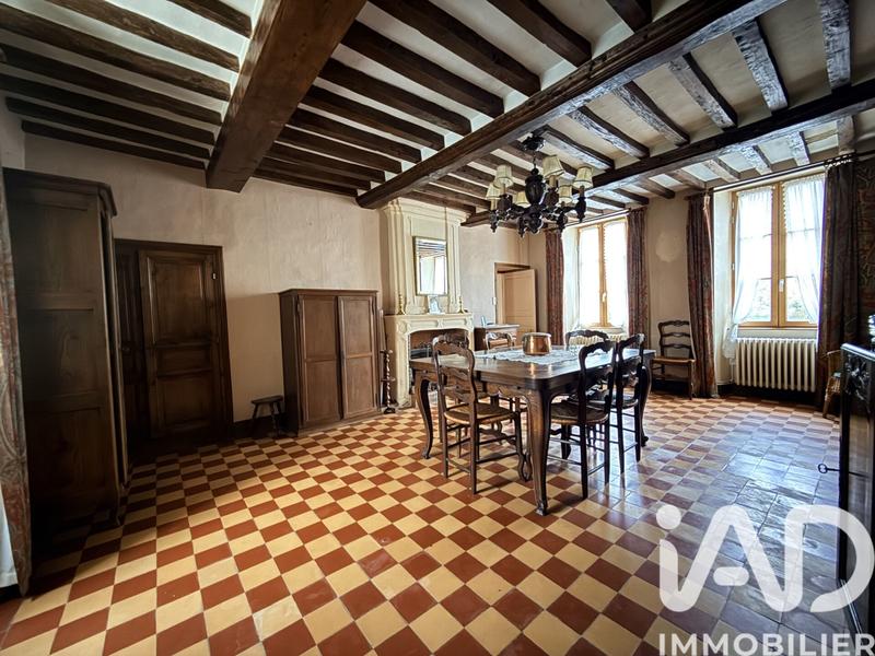 Maison - 250 m² - 9 pièces