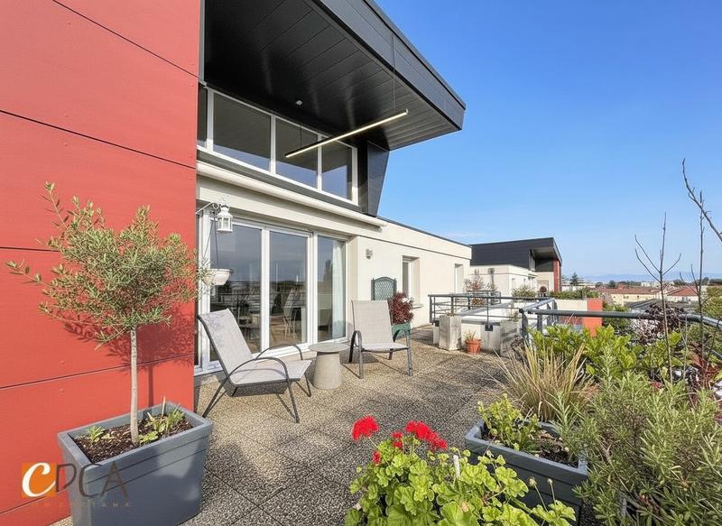 Appartement - 105 m² - 5 pièces