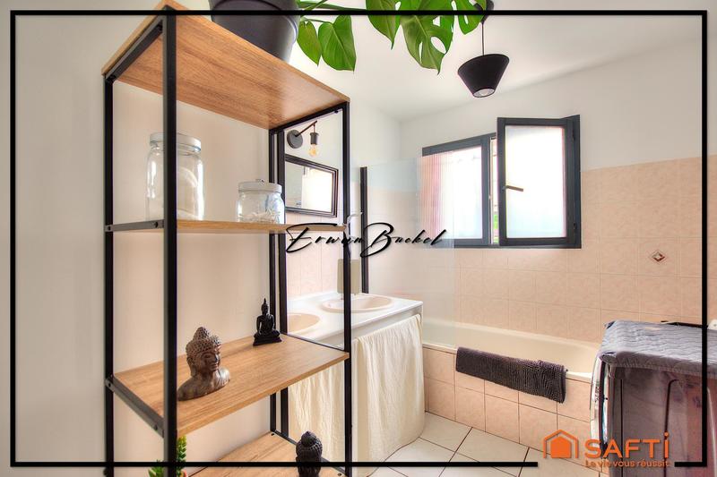 Maison - 85 m² - 4 pièces