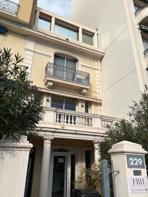 Local commercial - 68 m²