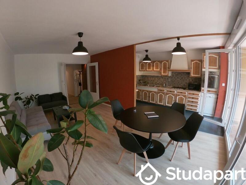 Chambre - 12 m² - 1 pièce