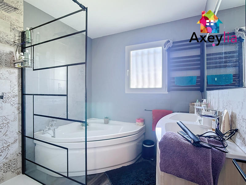 Maison - 91 m² - 5 pièces