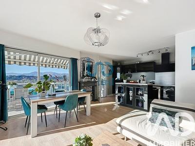 Appartement - 74 m² - 3 pièces