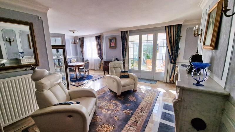 Maison - 138 m² - 7 pièces