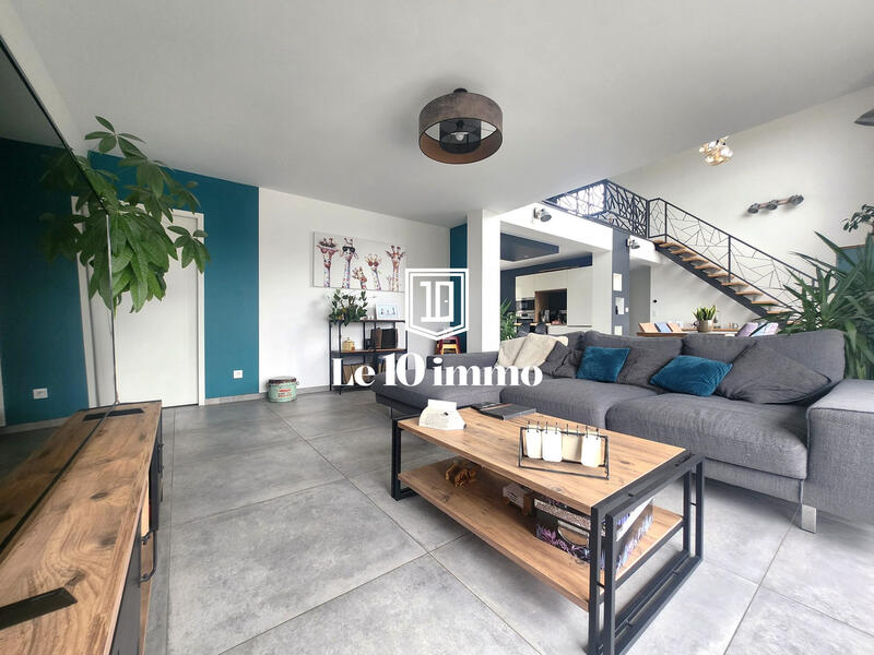 Maison contemporaine - 165 m² - 7 pièces