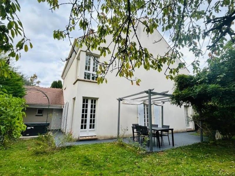 Maison de ville - 170 m² - 6 pièces