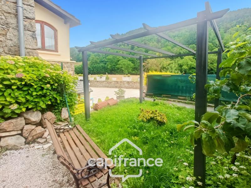 Maison - 108 m² - 5 pièces