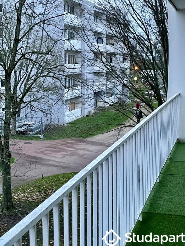 Chambre - 9 m² - 1 pièce