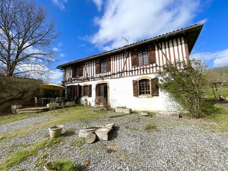 Maison - 125 m² - 6 pièces