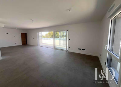 Appartement - 132 m² - 4 pièces