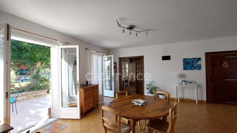 Maison - 122 m² - 6 pièces