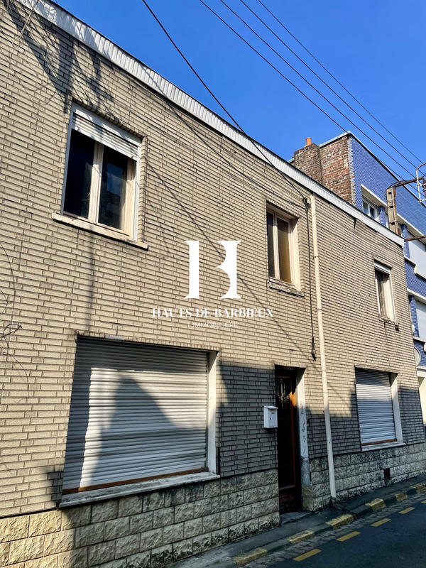 Maison - 100 m² - 6 pièces