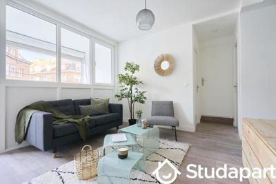 Chambre - 10 m² - 1 pièce