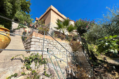 Maison - 135 m² - 4 pièces