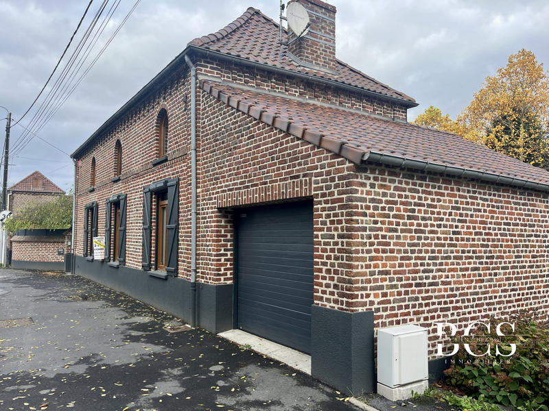 Maison - 140 m² - 8 pièces