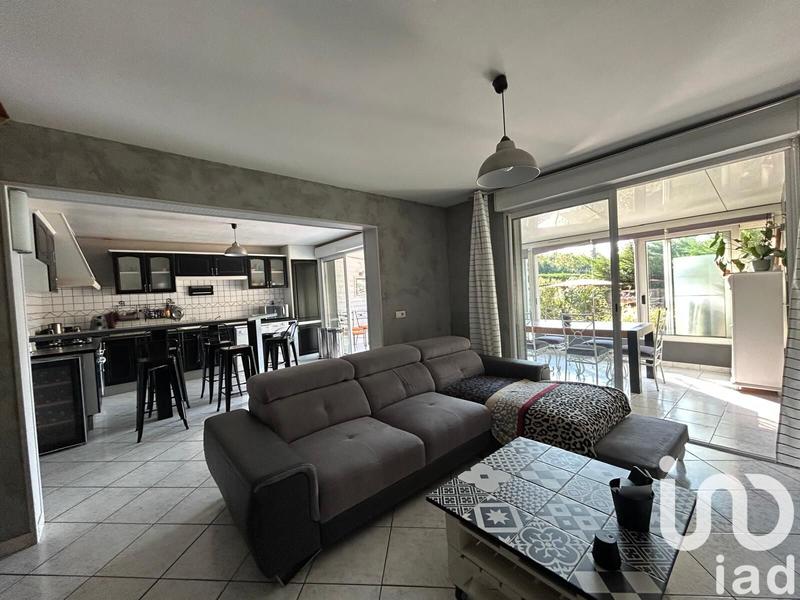 Maison - 95 m² - 5 pièces