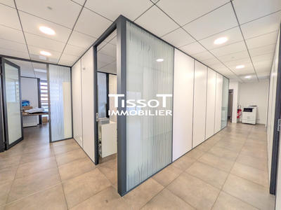 Bureau - 233 m²