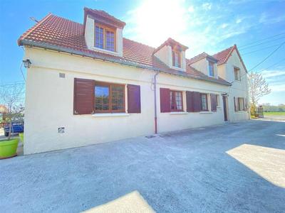 Maison - 238 m² - 10 pièces