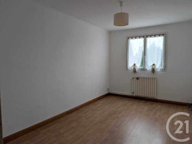 Appartement - 99 m² - 5 pièces