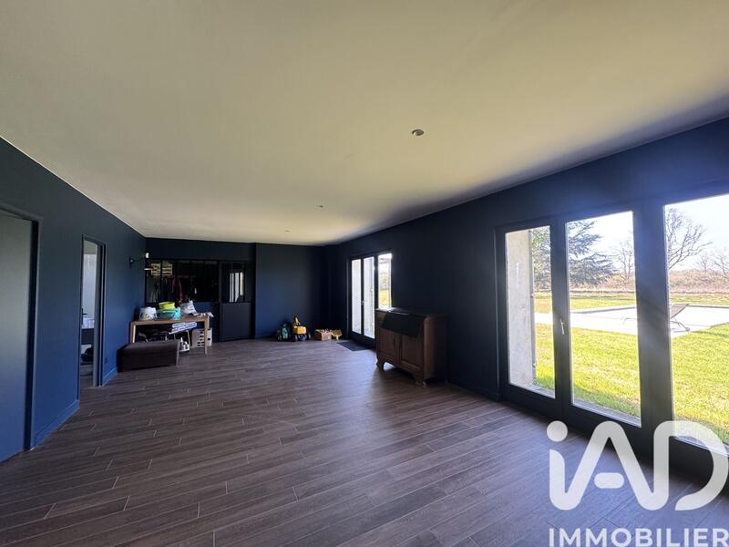 Maison de campagne - 282 m² - 8 pièces