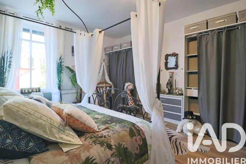 Maison de ville - 217 m² - 8 pièces