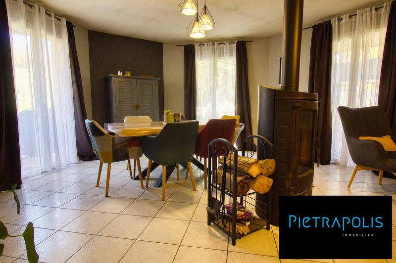 Maison - 135 m² - 5 pièces