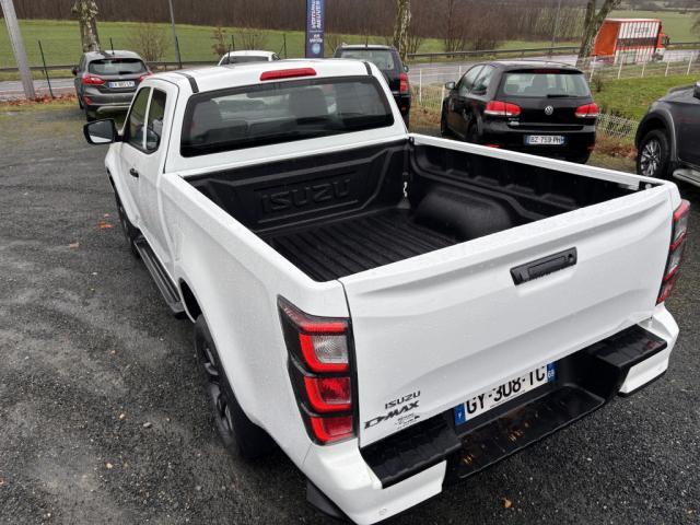 Isuzu d-max N60 Space Cab 1.9 164 Ch 4x4 Nitro Sport Tva Recuperable Pour les Pros