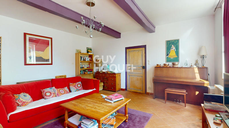 Maison - 225 m² - 7 pièces