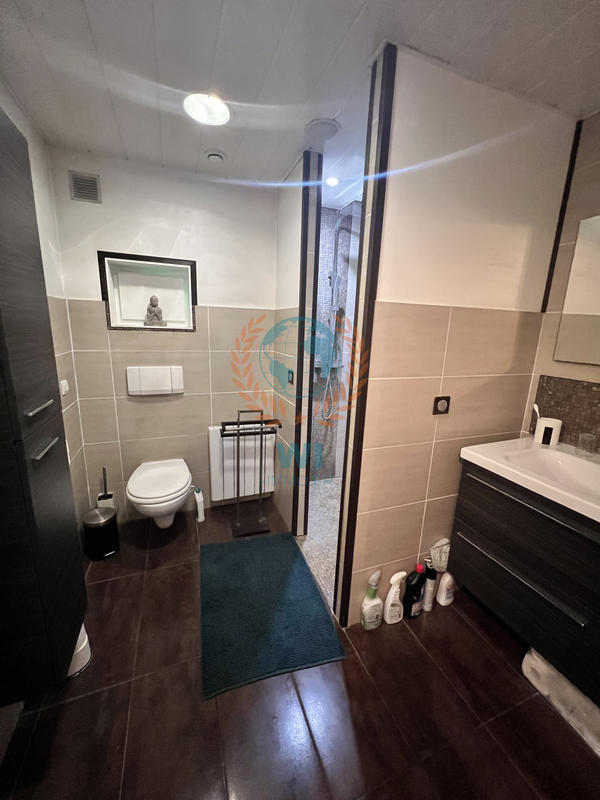 Appartement - 108 m² - 5 pièces