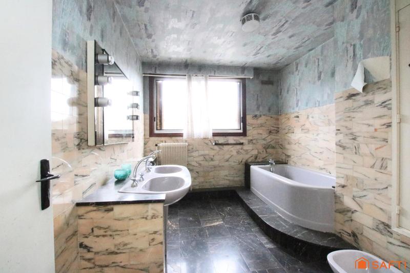 Appartement - 123 m² - 5 pièces