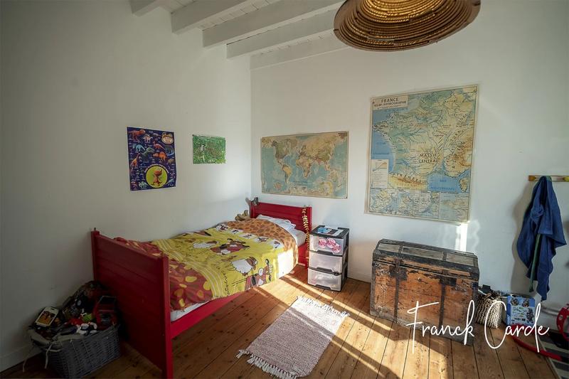 Maison - 94 m² - 4 pièces