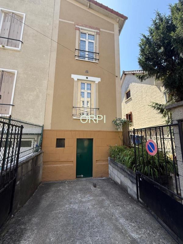 Maison - 57 m² - 3 pièces