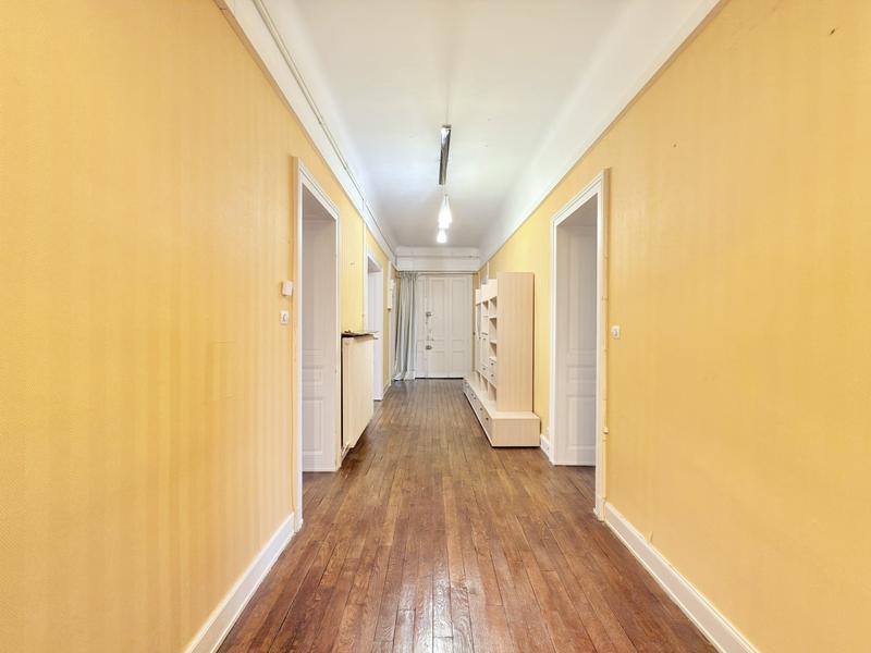 Appartement - 105 m² - 3 pièces