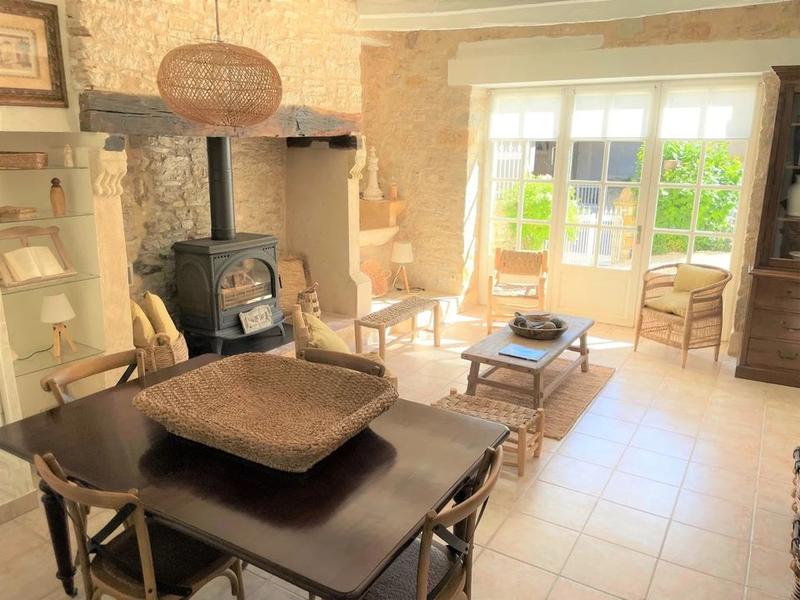 Maison de village - 209 m² - 8 pièces