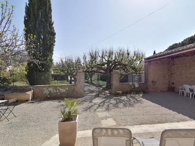 Mas - 77 m² - 5 pièces